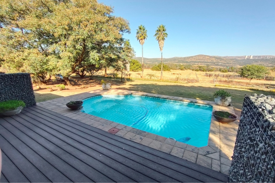8 Bedroom Property for Sale in Broederstroom North West